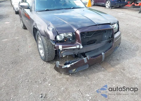 2005 Chrysler 300 Touring from USA, damaged, VIN 2C3AA53G95H54876X